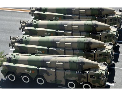 إيران تتسلم الشحنة الأولى من صواريخ " أس 300 " الروسية