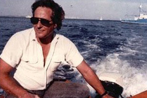 - صياد كنوز أمريكي يطارد جثة بن لادن في البحر