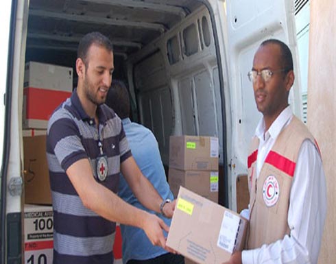جمعية الخالدية بالمزار الجنوبي توزع معدات طبية