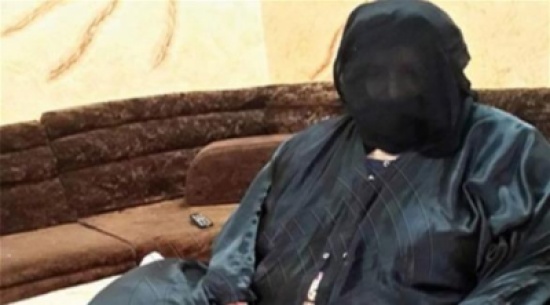 سعودية مصابة بداء الفيل وزنها 300 كيلوغرام سعودية مصابة بداء الفيل وزنها 300 كيلوغرام