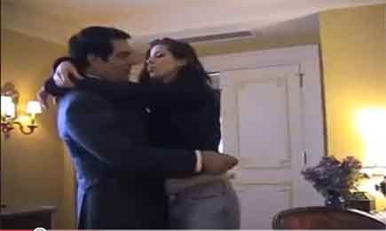 فيديو فريد لابن علي وليلى الطرابلسي ويظهر الرئيس يغطي خصر ابنته العاري ( فيديو ) 