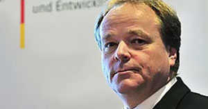 وزير التعاون والتنمية الالماني لاتنمية في غزة دون رفع الحصار 