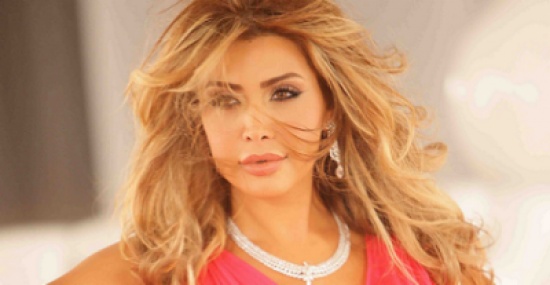 بالصورة: هذا ما ترتديه نوال الزغبي في منزلها ! بالصورة: هذا ما ترتديه نوال الزغبي في منزلها !