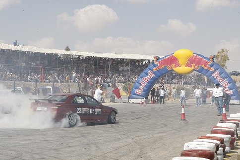 السرعة والتشويق مجدداً في "ريد بُل كار بارك دريفت"