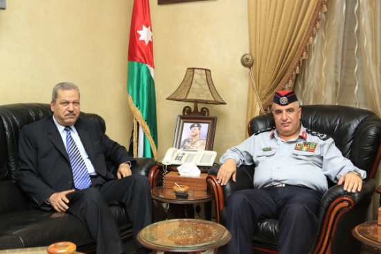 اللواء البزايعة يباشر عمله عمله مديراً عاماً للدفاع المدني - سيرة ذاتية