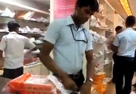 مهارة الهنود في العمل 