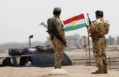 القوات الكردية تطلق الصواريخ باتجاه مدينة الموصل العراقية