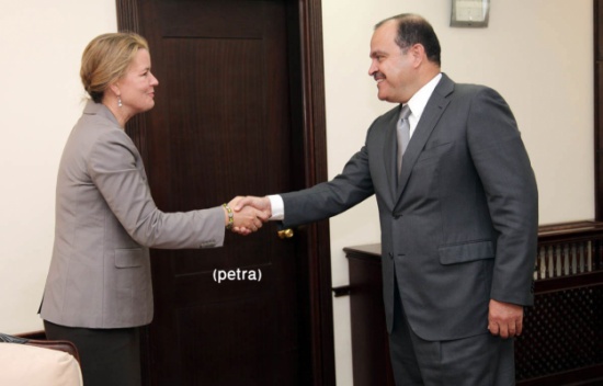 وزير الداخلية يلتقي نائب مساعد وزير الخارجية الامريكي