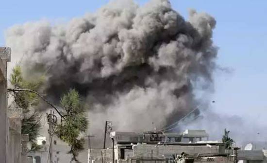 بارجات روسية تقصف ريف إدلب بصواريخ بالستية