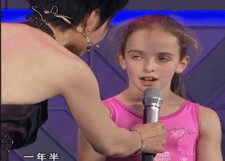 لاعبة جمباز سريعة