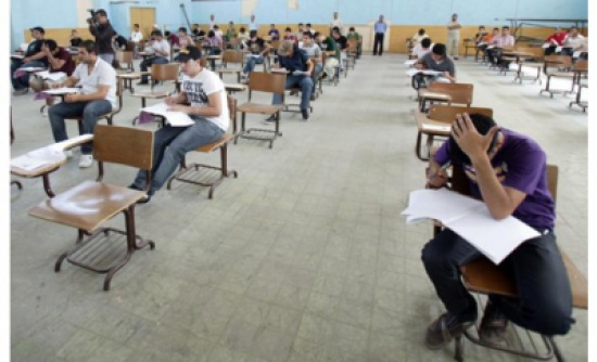 بدء توزيع بطاقات جلوس "الثانوية العامة" بدء توزيع بطاقات جلوس "الثانوية العامة"