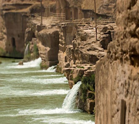 خبير عراقي يدعو لدراسة المناطق المائية الاثرية في الاردن لمعالجة شح المياه خبير عراقي يدعو لدراسة المناطق المائية الاثرية في الاردن لمعالجة شح المياه