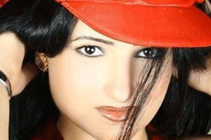 أول أغنية "خليعة" عن ثورة يناير تثير السخرية بـ"فيس بوك"