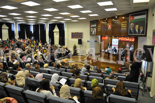 محافظ إربد يرعى المؤتمر العلمي الخدمات النفسية واقع وتطلعات في جامعة إربد الأهلية