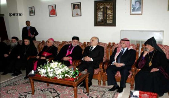الامير الحسن يهنئ الطوائف المسيحية بعيد الميلاد الامير الحسن يهنئ الطوائف المسيحية بعيد الميلاد