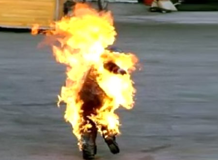 ثني مواطن عن اشعال النار بنفسه في دير علا