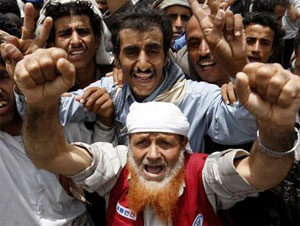 معارضو صالح يحضّرون لحشود مليونية.. وجمعة المؤيدين "بمن حضر"