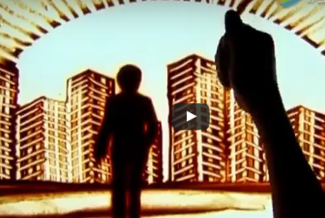 رسم بالرمال يروي مسيرة حياة الأب في ثلاث دقائق