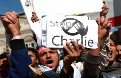 أكثر من 40% من الفرنسيين يؤيدون عدم نشر رسوم كاريكاتورية للنبي محمد