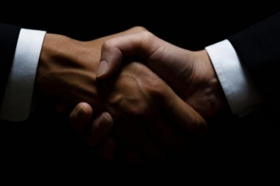 الأذكياء أكثر قدرة على الثقة بالآخرين الأذكياء أكثر قدرة على الثقة بالآخرين
