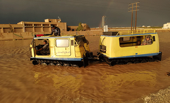 الامطار تداهم حي البوادي في الزعتري الامطار تداهم حي البوادي في الزعتري