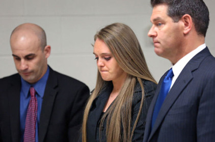 شابة دفعت حبيبها إلى الانتحار