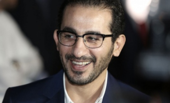 بعد تعافيه من الورم السرطاني.. أحمد حلمي يؤدي العمرة بعد تعافيه من الورم السرطاني.. أحمد حلمي يؤدي العمرة