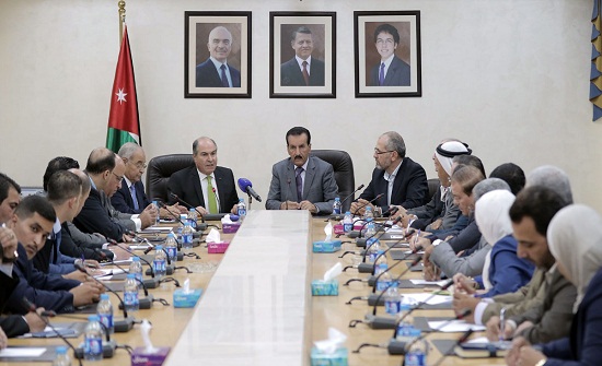 رئيس الوزراء يلتقي كتلة الاصلاح النيابية رئيس الوزراء يلتقي كتلة الاصلاح النيابية
