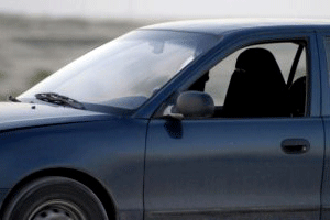 سعودية تقود سيارتها في جدة بدون أن يعترضها أحد