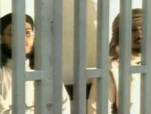 62 عنصراً من القاعدة ينجحون في الفرار عبر نفق حفروه تحت سجن المكلاَّ باليمن