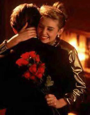 دللي زوجك فهو طفل كبير