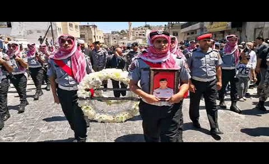 جرش تكرم ذوي شهدي الواجب العتوم والقوقزة جرش تكرم ذوي شهدي الواجب العتوم والقوقزة