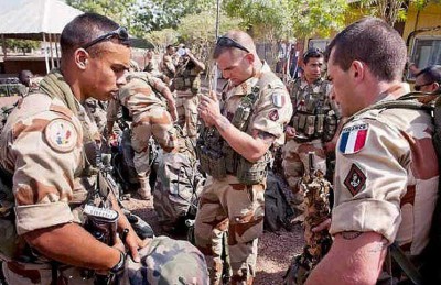سفير فرنسا في بغداد يعلن مشاركة 200 من ضباط بلاده في تدريب القوات العراقية سفير فرنسا في بغداد يعلن مشاركة 200 من ضباط بلاده في تدريب القوات العراقية