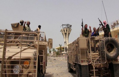 اشتباكات مسلحة في محيط ميناء عدن الدولي اشتباكات مسلحة في محيط ميناء عدن الدولي