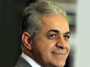 حمدين صباحي: مصر لن تتشيّع بتطبيع العلاقات مع إيرانالأحد 24 رجب 1432هـ - 26 يونيو 2011م 