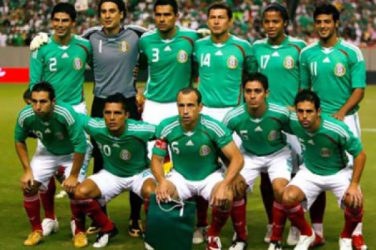 ميجيل هيريرا يعلن تشكيلة المكسيك في كأس العالم ميجيل هيريرا يعلن تشكيلة المكسيك في كأس العالم