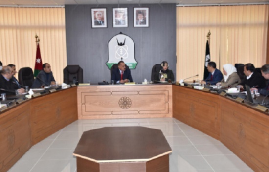 بحث التعاون بين اليرموك والمعهد الملكي السويدي للتكنولوجيا