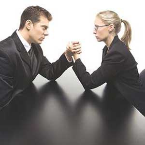 لكي تكونين قبطانا ناجحا في العمل والبيت .. أمسكي العصا من المنتصف