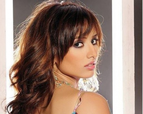 فيديو مؤثر - زينة تبكي وتكشف عن جرحها بطريقتها الخاصة