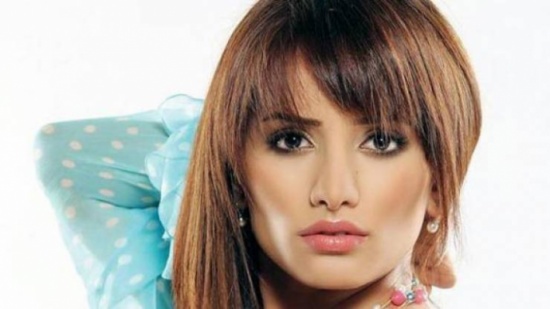 فيديو|ما الذي جعل زينة تهدد بتوليع نفسها!؟ فيديو|ما الذي جعل زينة تهدد بتوليع نفسها!؟