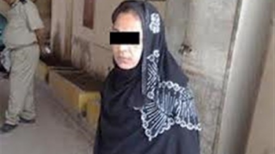 ربة منزل تقتل زوج شقيقتها وتلقي بجثته في النيل ربة منزل تقتل زوج شقيقتها وتلقي بجثته في النيل