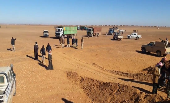 مخيم الركبان: المواد الغذائية ستنفذ بعد أسبوع ولاخيار سوى أكل لحم الحمير