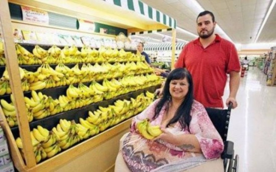 صورة| وزنها 721كغم .. هذه أضخم امرأة في العالم ..والسبب !