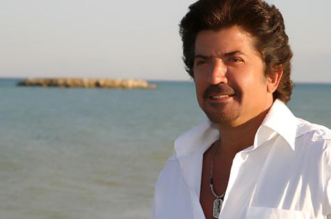 وليد توفيق: لم ألهث خلف الشهرة.. هي التي سرقتني وليد توفيق: لم ألهث خلف الشهرة.. هي التي سرقتني