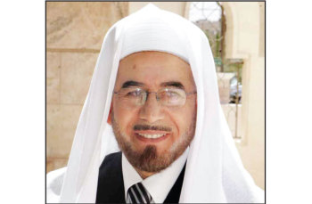 قاضي القضاة يفتتح المجمع الاستثماري لمؤسسة تنمية اموال الايتام قاضي القضاة يفتتح المجمع الاستثماري لمؤسسة تنمية اموال الايتام