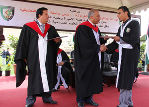 كوكبة جديدة من خريجي جامعة  البلقاء التطبيقية