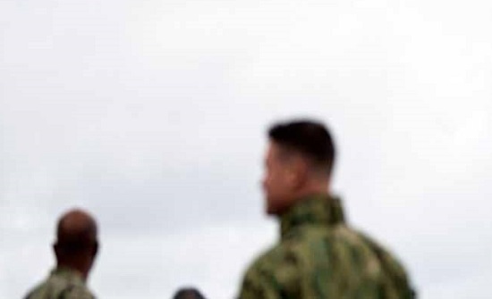 بالصورة : كيف وصلت مقاتلة روسية فوق رؤوس "الأعداء"؟