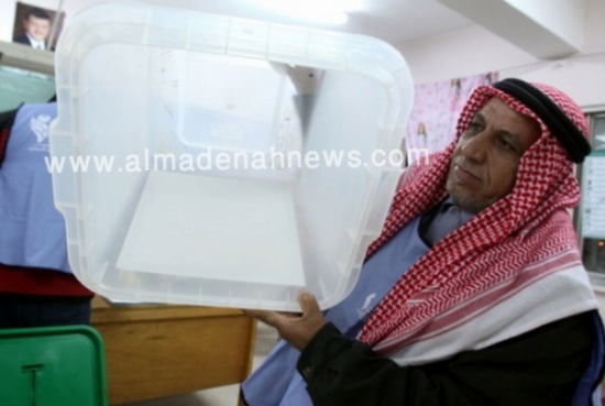 مصدر يوضح طريقة اعادة فرز أصوات رابعة عمان وسادسة الكرك مصدر يوضح طريقة اعادة فرز أصوات رابعة عمان وسادسة الكرك