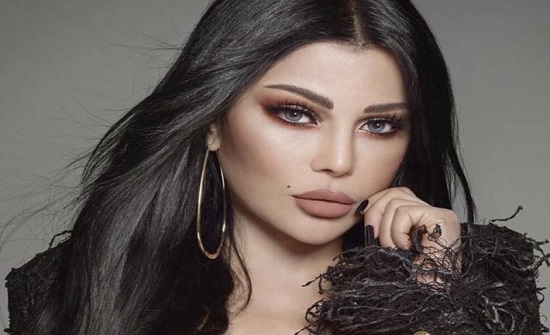 “الأولى في الفحشاء والدعارة”.. متابعة تمنت الموت لهيفاء وهبي والأخيرة ترد! “الأولى في الفحشاء والدعارة”.. متابعة تمنت الموت لهيفاء وهبي والأخيرة ترد!