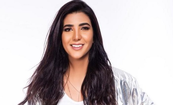 بفستان مكشوف.. ريم سامي بإطلالة مثيرة للجدل من إجازتها الصيفية بفستان مكشوف.. ريم سامي بإطلالة مثيرة للجدل من إجازتها الصيفية